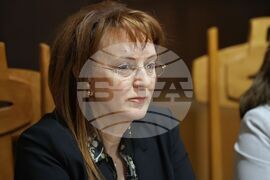 Бургас - министър - водоснабдяване - среща - Мария Нейкова