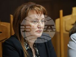 Бургас - министър - водоснабдяване - среща - Мария Нейкова