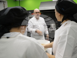 Даниеле Приори - млади хора с интелектуални затруднения - италиански обяд