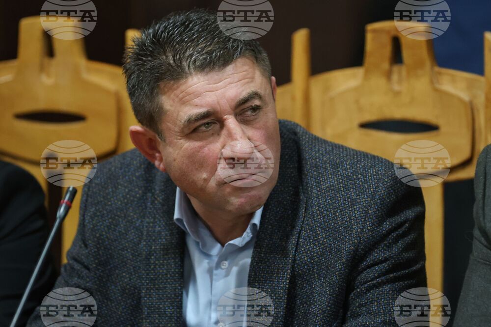 Бургас - министър - водоснабдяване - среща - Ахмед Мехмед