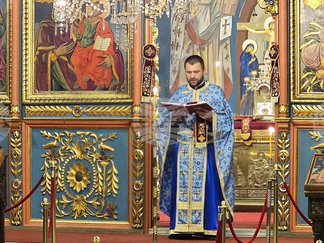 Празнични литургии и концерт за Деня на християнското семейство и Въведение Богородично организира Русенската митрополия