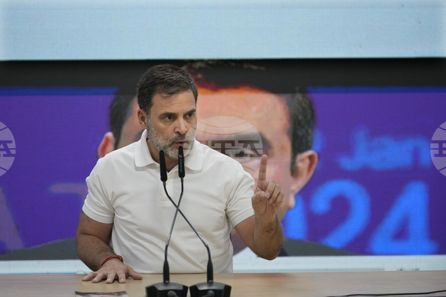 ПТИ: "Водородната бомба" на Рахул Ганди се оказа "просто фойерверк", заяви главният министър на Махаращра