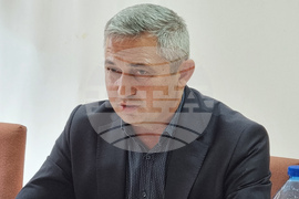 Село Минерални бани - Общински съвет - сесия - Мехмед Лятиф