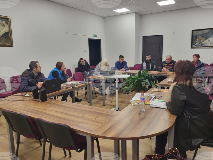 Археологът от Регионалния исторически музей в Смолян д р Николай Бояджиев