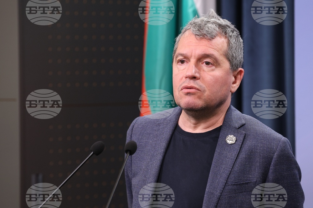 Най-вероятно пак ще се стигне до балотаж между Силви Кирилов и Рая Назарян, каза Тошко Йорданов