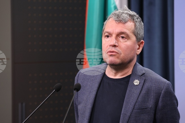 Най-вероятно пак ще се стигне до балотаж между Силви Кирилов и Рая Назарян, каза Тошко Йорданов