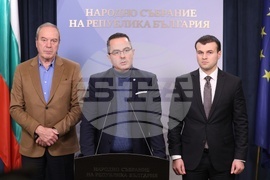 Народно събрание - ПП "Възраждане" - брифинг