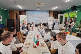 Даниеле Приори - млади хора с интелектуални затруднения - италиански обяд