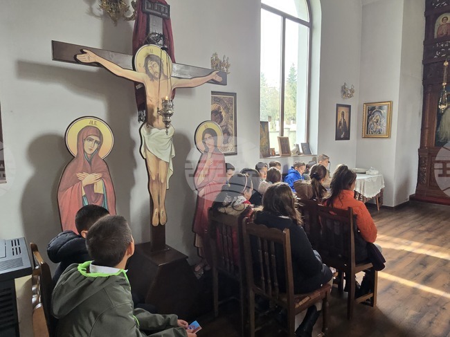 Добрич - ученици - Ден на християнското семейство