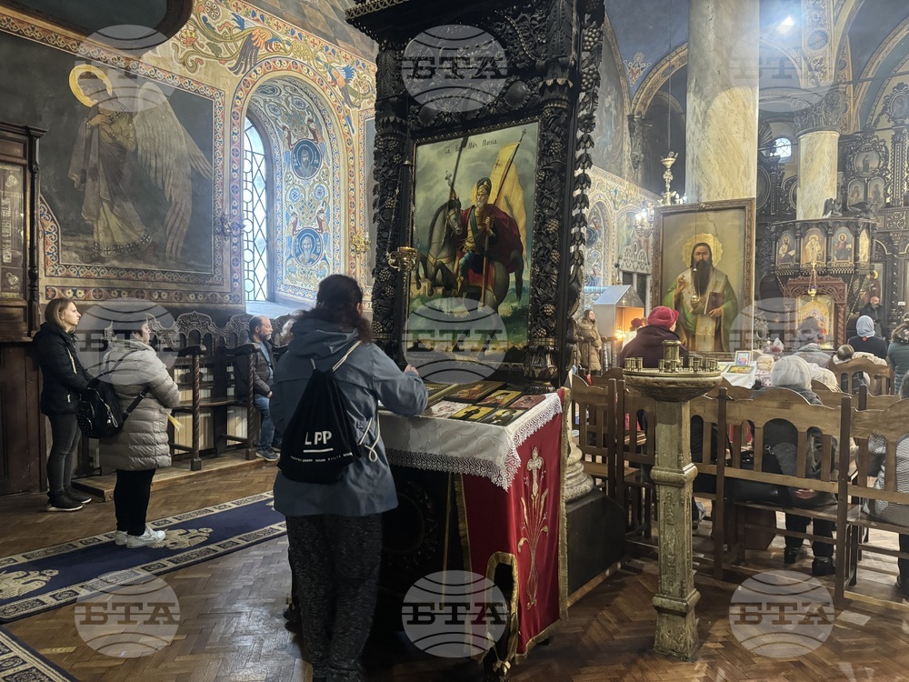 Стара Загора  - литургия - Въведение Богородично