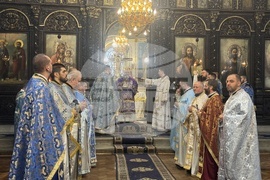 Стара Загора  - литургия - Въведение Богородично