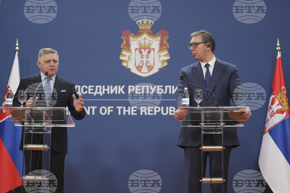 Сръбският президент и премиерът на Словакия ще отидат заедно догодина на Парада на победата в Москва
