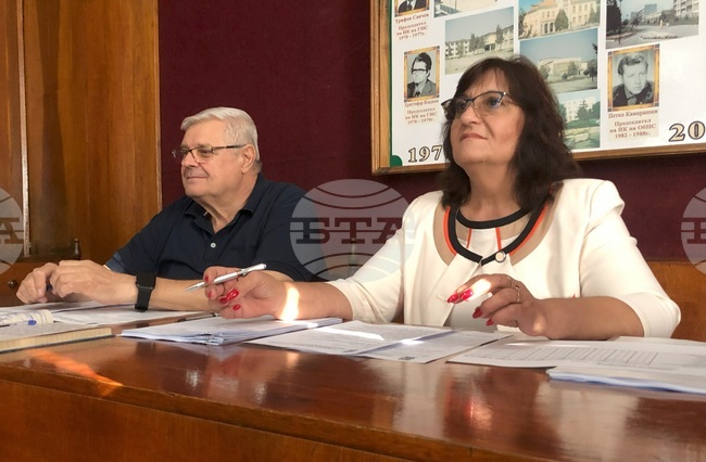 Програма за закрила на детето разглеждат общинските съветници в Мизия