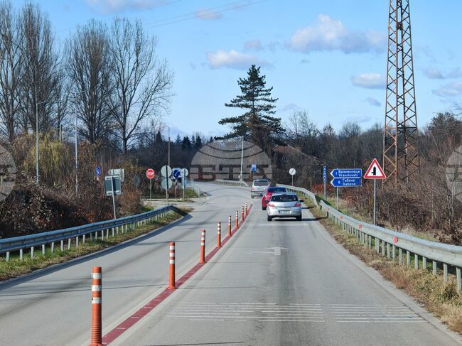Движението по пътя Габрово - Севлиево е ограничено поради катастрофа край разклона за село Враниловци