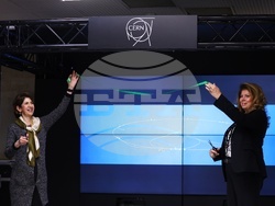 Софийски университет - ЦЕРН - изложба