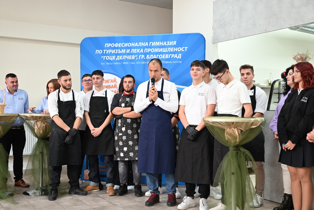 МОН: Ученици от Благоевград представиха „Опитай вкуса на знанието“