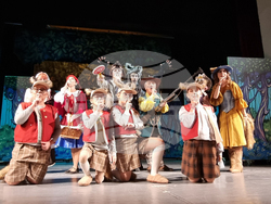 Кърджали - мюзикъл „Червената шапчица” - премиера