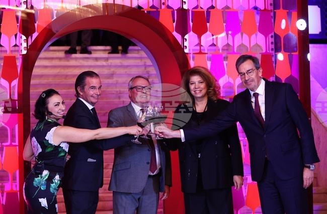 София посрещна новото Божоле