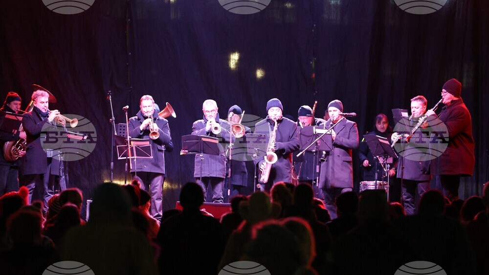 Благоевград - коледни светлини - запалване