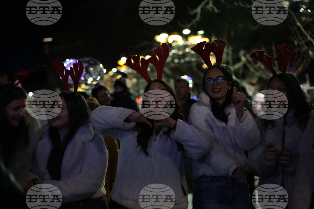 Благоевград - коледни светлини - запалване