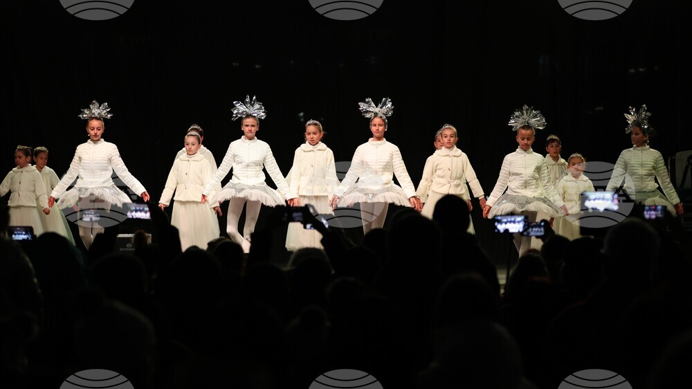 Благоевград - коледни светлини - запалване