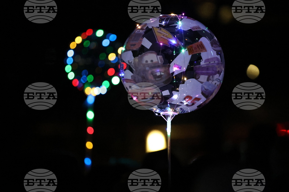 Благоевград - коледни светлини - запалване