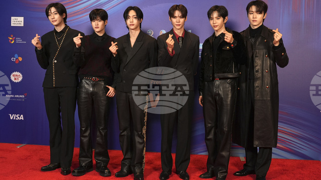 Кей-поп групата Riize разкрива своя различна страна в новия си албум Fame 