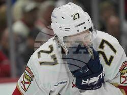 Panthers Blackhawks Hockey