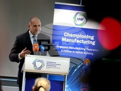 Сингапур - Румен Радев - българо-сингапурски бизнес форум