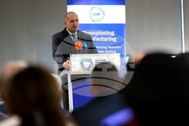 Сингапур - Румен Радев - българо-сингапурски бизнес форум
