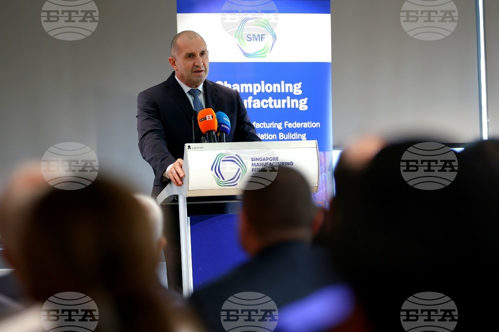 President Radev Addresses Business Forum in Singapore