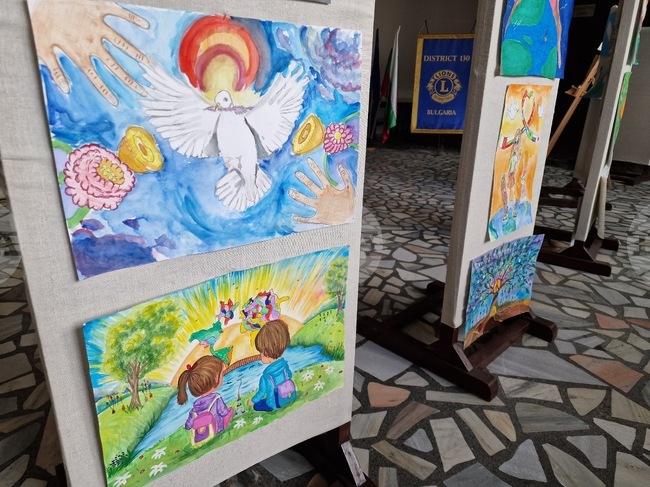 Търговище - плакат на мира - конкурс