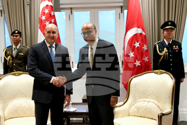 Сингапур - Румен Радев - Тарман Шанмугаратнам - среща