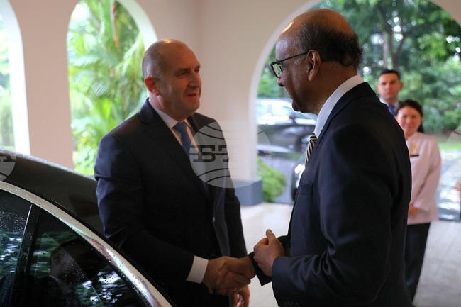 President Radev Arrives at Residence of Singaporean Counterpart