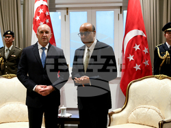 Сингапур - Румен Радев - Тарман Шанмугаратнам - среща