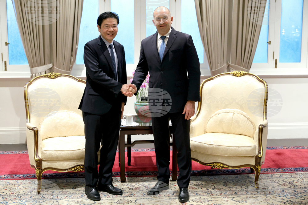 Сингапур - Румен Радев - Лорънс Уонг - среща