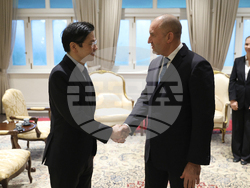 Сингапур - Румен Радев - Лорънс Уонг - среща