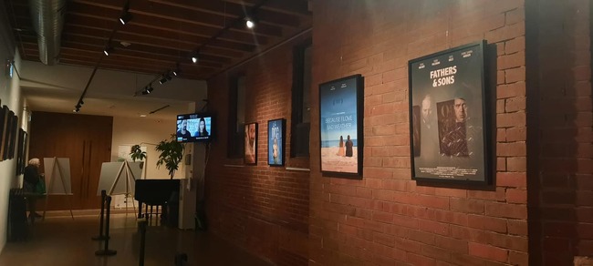 Филмът „Защото обичам лошото време“ бе представен на Европейския филмов фестивал в Торонто