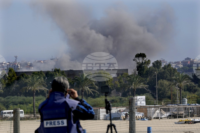 При израелски удар по автомобил в Южен Ливан са загинали най-малко трима ливански журналисти; според Израел става дума за удар по терорист