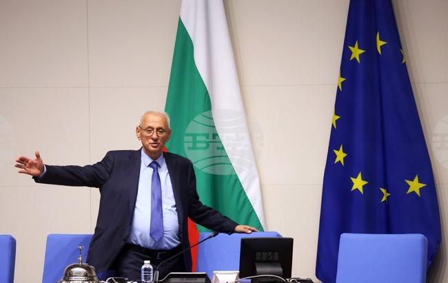 Първото заседание на 51-вото Народно събрание ще бъде подновено в сряда, 27 ноември 