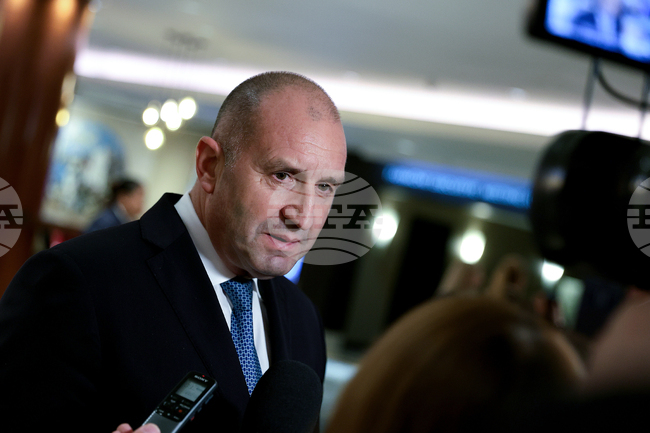 Има политическа воля да работим заедно, каза държавният глава Румен Радев след разговорите си с президента и с премиера на Сингапур