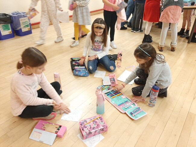 Читателският клуб към Българско училище „Звънче“ в Лондон ще организира „Поетична палитра за семейството“ 