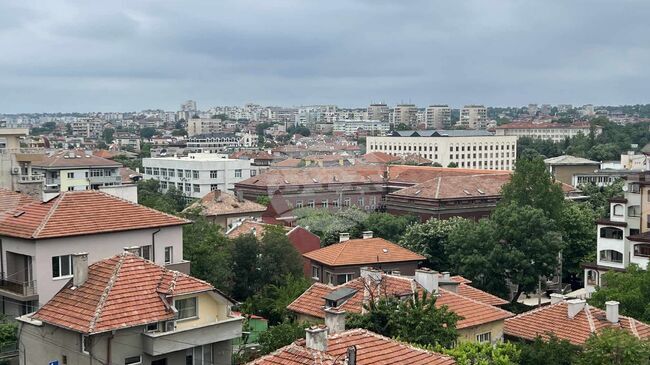 Средната месечна работна заплата през второто тримесечие в област Хасково е 1820 лева, съобщиха от статистиката 