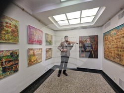 Изложба на Михаил Кавберов в София, в галерия „Камберов“, снимка – Даниел Димитров/БТА
