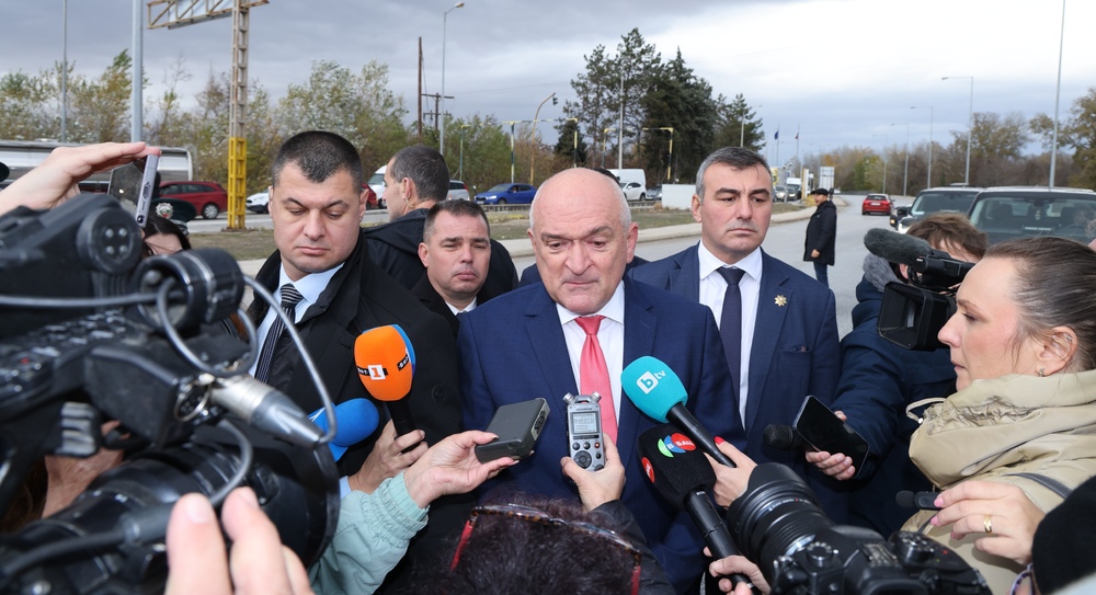 Финалното решение за влизането на България в Шенген ще бъде взето на 12 декември, каза служебният министър-председател Димитър Главчев