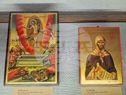 Дарение на три ценни икони е получил Музеят на занаятите в Троян