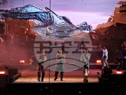 Хиляди пяха и танцуваха с „Молец“, снимка – Даниел Димитров/БТА