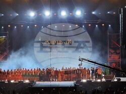 Хиляди пяха и танцуваха с „Молец“, снимка – Даниел Димитров/БТА