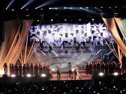 Хиляди пяха и танцуваха с „Молец“, снимка – Даниел Димитров/БТА