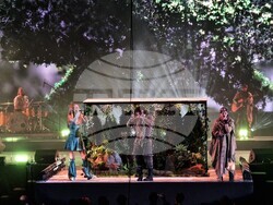 Хиляди пяха и танцуваха с „Молец“, снимка – Даниел Димитров/БТА